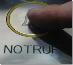 Symbolbild Eingeschlossene Person in Lift