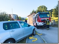 Komposthaufenbrand und Fahrzeugbergung in Schwertberg